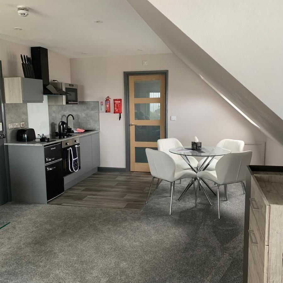 Sunset Studio Apartments Aberaeron Extérieur photo